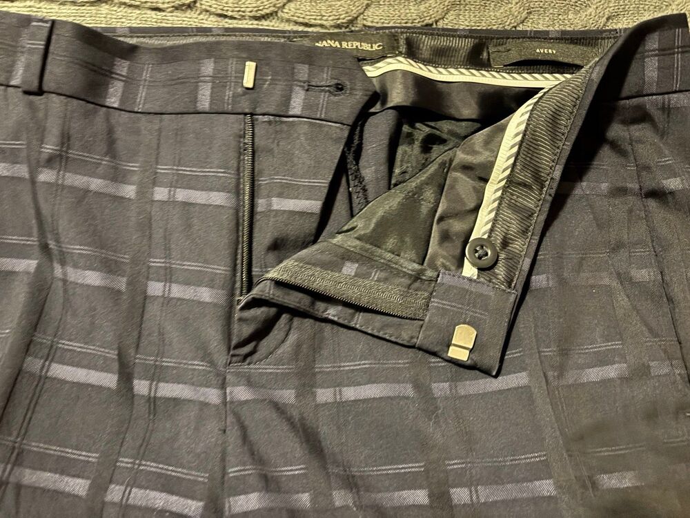 Banana Republic Avery Fit Madras crop dress pants - Picture 2 of 7